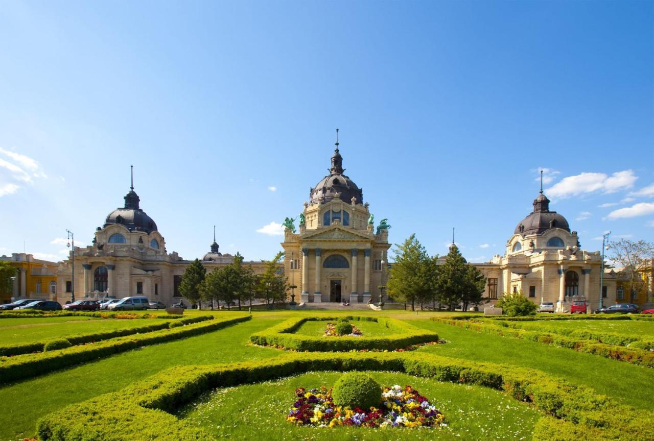Paskal-Lux Apartments Budapest Eksteriør billede
