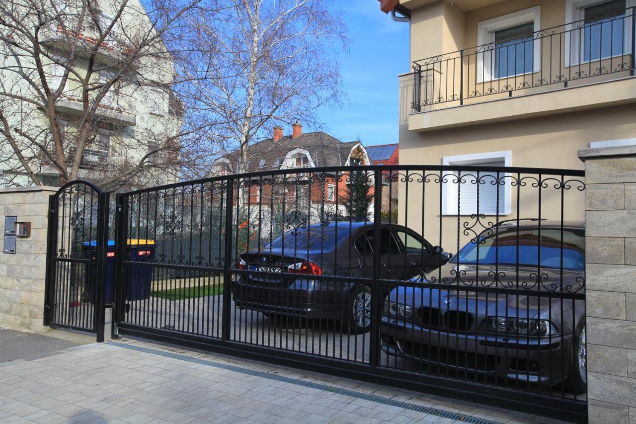 Paskal-Lux Apartments Budapest Eksteriør billede