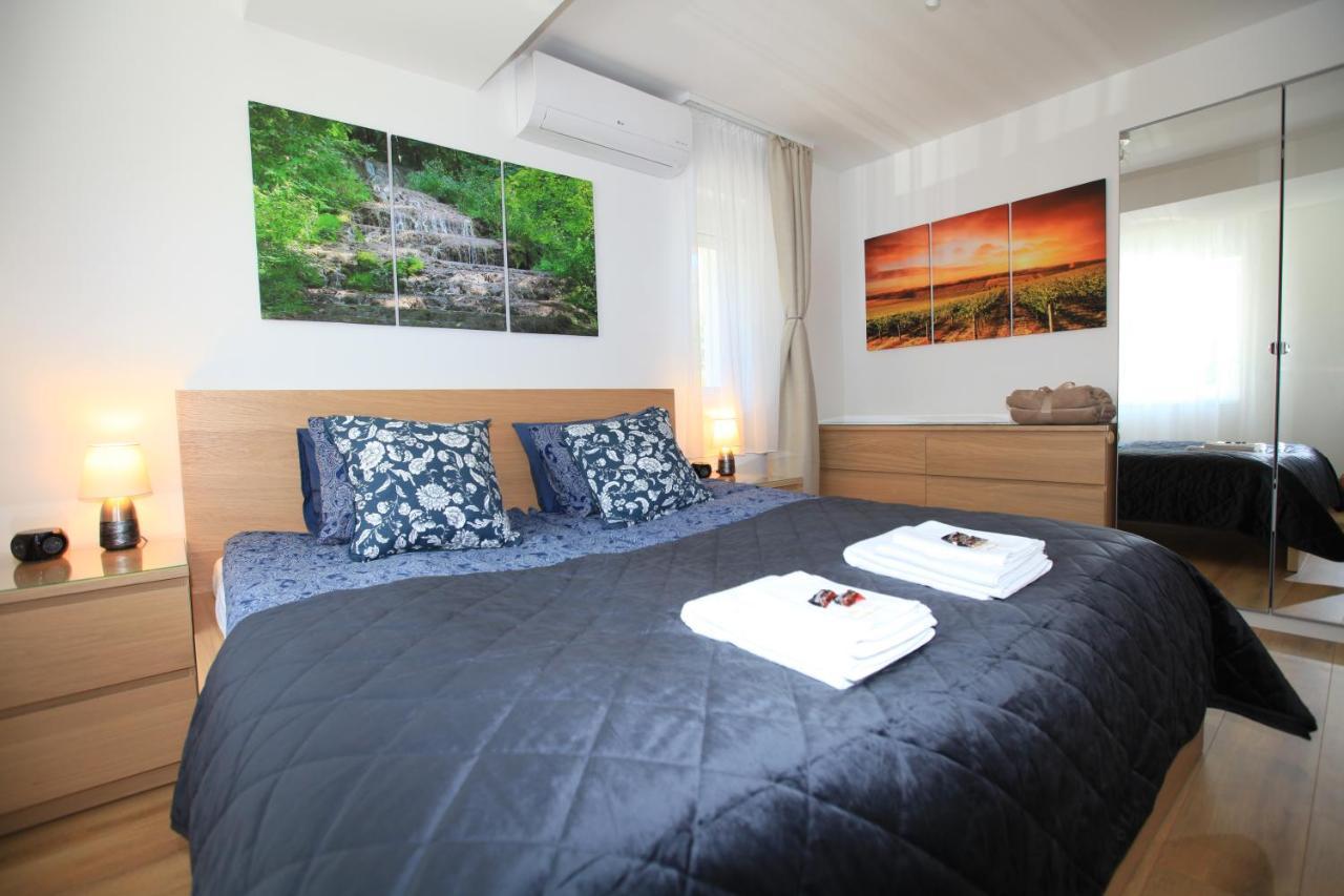 Paskal-Lux Apartments Budapest Eksteriør billede